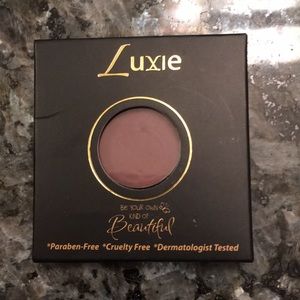 Luxie no. 290 eye shadow never used